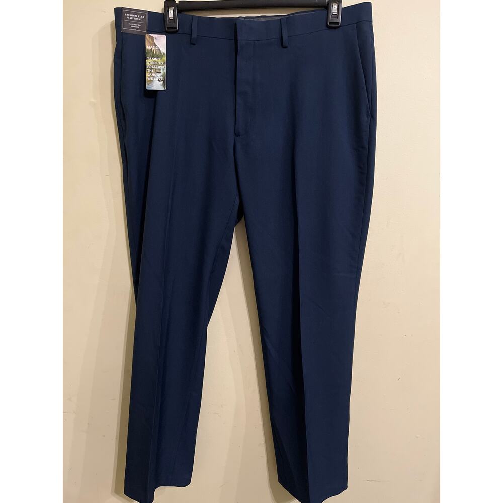 Haggar Premium Comfort Dress Pants 40x32 Straight Fit Flex Waistband Wrinkleless